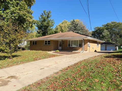Tiny photo for 1427 S Walnut Avenue, Freeport, IL 61032 (MLS # 12790647)