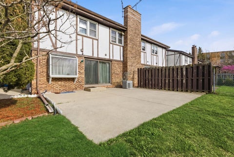 Tiny photo for 1038 S Hunt Club Drive, Mount Prospect, IL 60056 (MLS # 12764242)