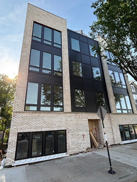 Tiny photo for 1931 S Jefferson Street #4S, Chicago, IL 60616 (MLS # 12753183)