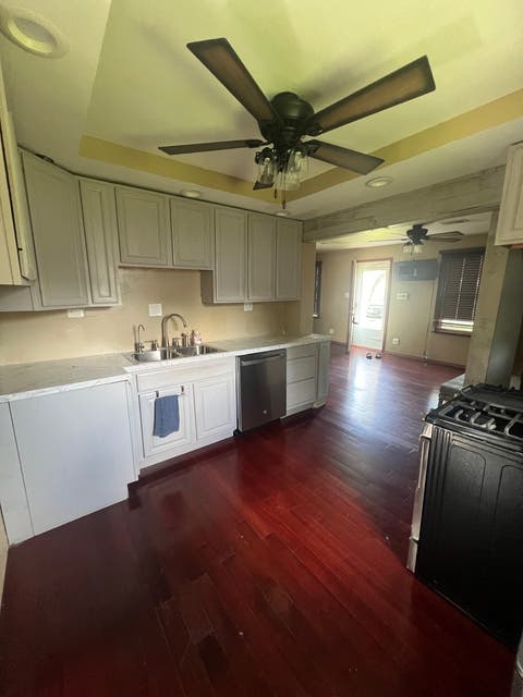 Tiny photo for 11840 S Hamlin Avenue, Alsip, IL 60803 (MLS # 12686621)