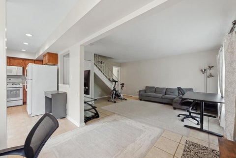 Tiny photo for 1784 Queensbury Circle #5714, Hoffman Estates, IL 60169 (MLS # 12733895)