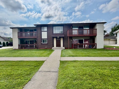 Photo of 19408 Lake Shore Drive #3, Lynwood, IL 60411 (MLS # 12727819)
