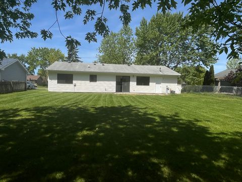 Tiny photo for 3915 Greenbay Drive, Hanover Park, IL 60133 (MLS # 12702022)
