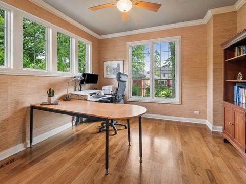 Tiny photo for 901 Kenton Road, Deerfield, IL 60015 (MLS # 12698077)