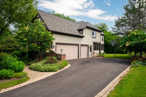 Tiny photo for 901 Kenton Road, Deerfield, IL 60015 (MLS # 12698077)