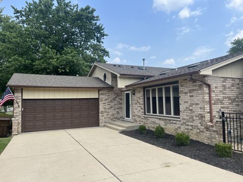 Tiny photo for 267 Center Road, Frankfort, IL 60423 (MLS # 12438880)
