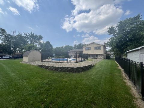 Tiny photo for 267 Center Road, Frankfort, IL 60423 (MLS # 12438880)