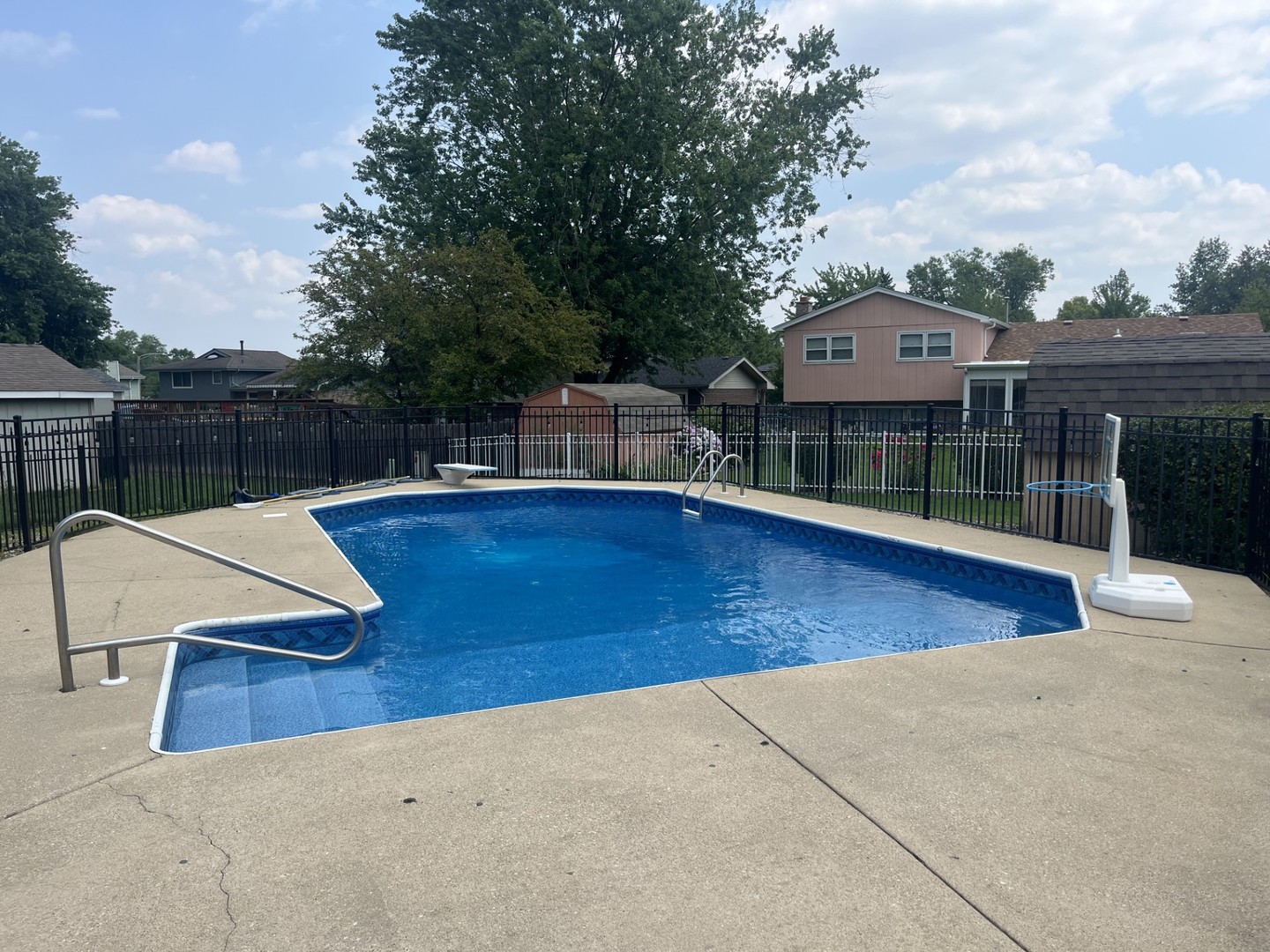 267 Center Road
