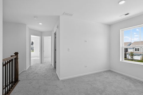 Tiny photo for 643 Cassia Court, Crystal Lake, IL 60012 (MLS # 12679449)