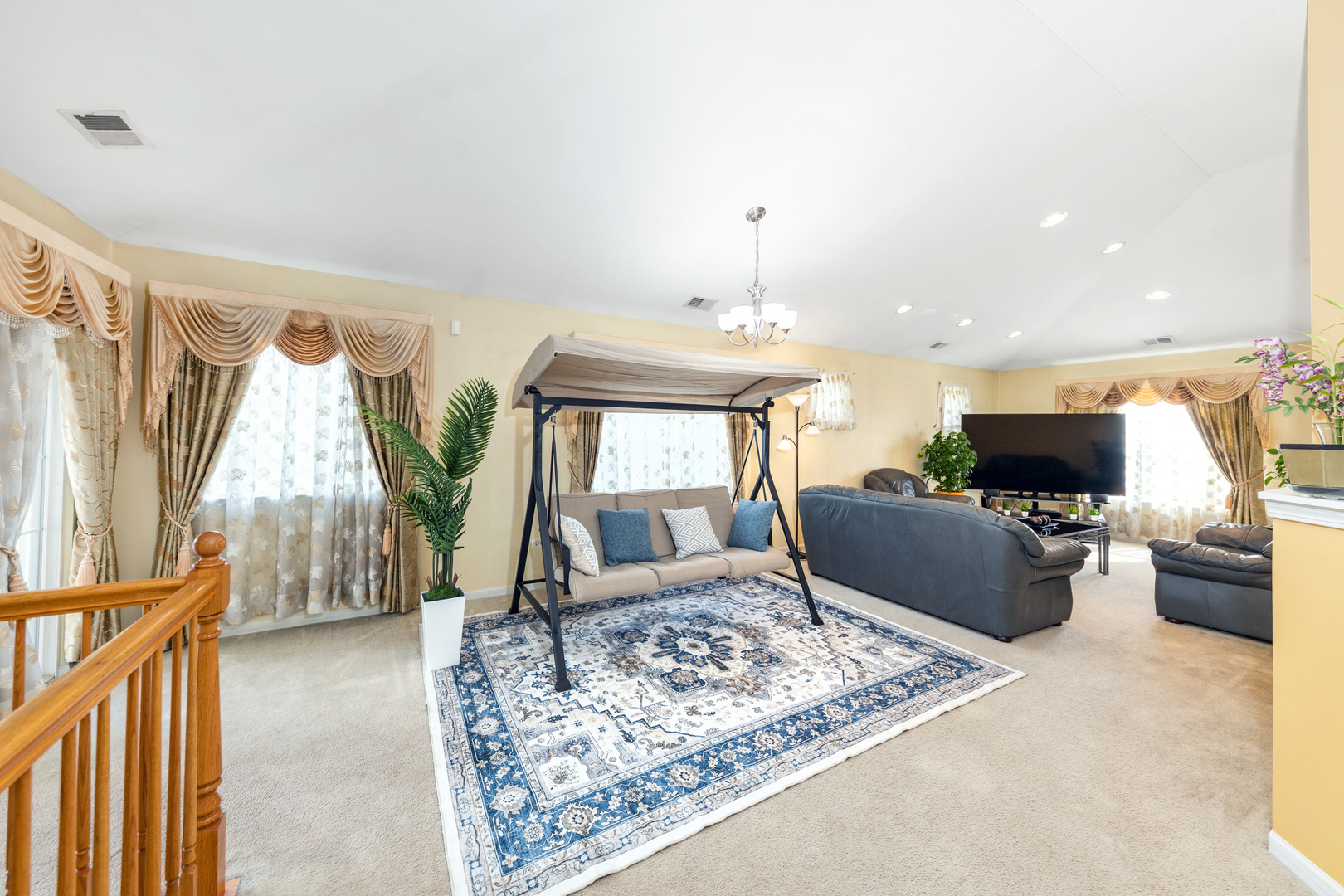 1905 Oxley Circle