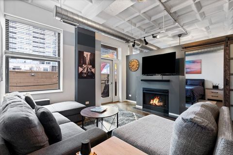 Tiny photo for 1307 S Wabash Avenue #303, Chicago, IL 60605 (MLS # 12589552)