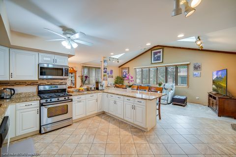 Tiny photo for 12152 Forestview Drive, Orland Park, IL 60467 (MLS # 12499091)