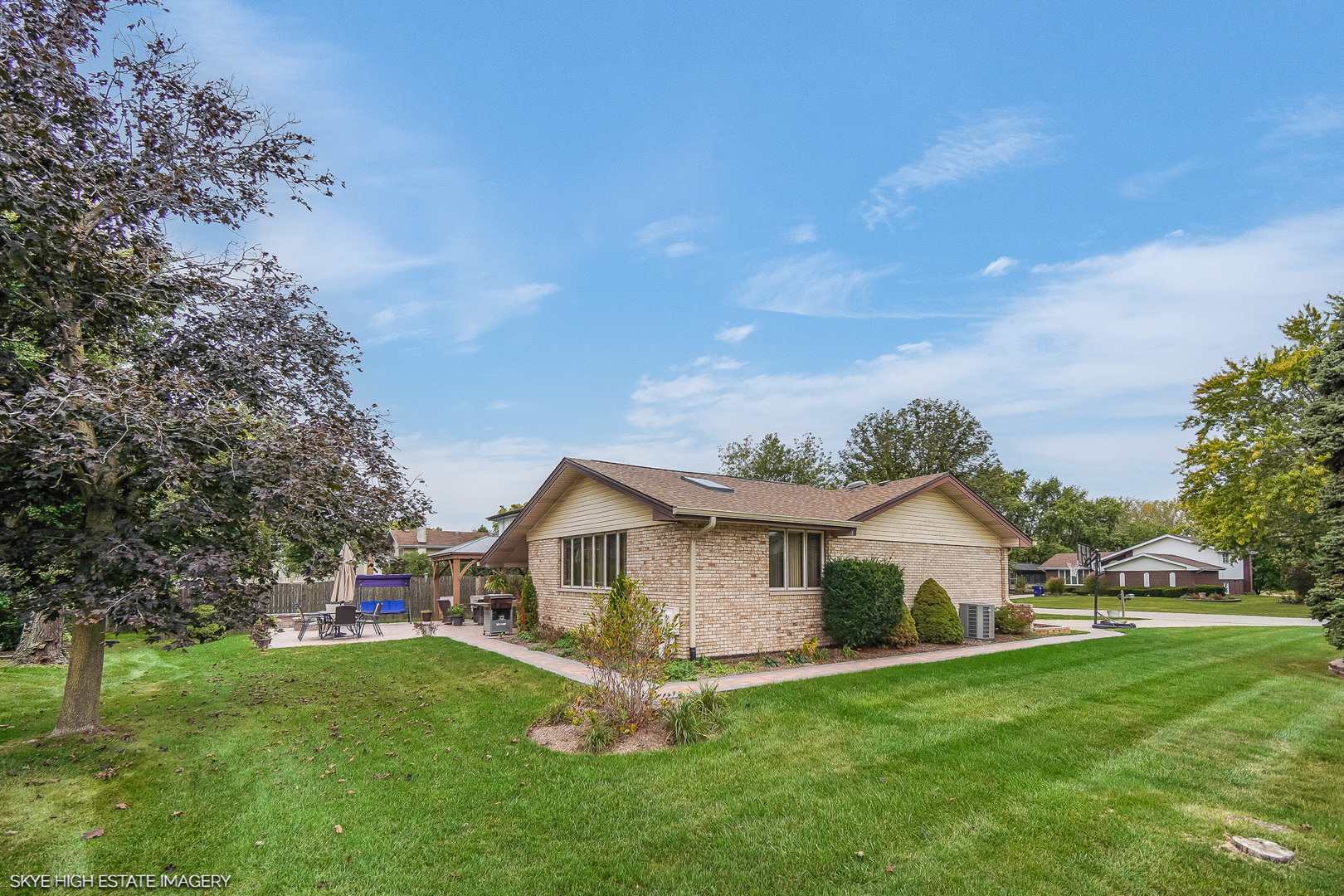 12152 Forestview Drive