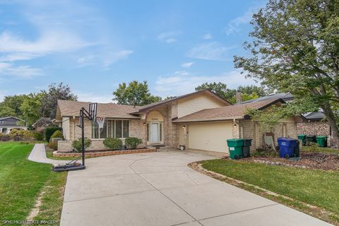 Photo of 12152 Forestview Drive, Orland Park, IL 60467 (MLS # 12499091)