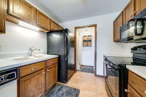 Tiny photo for 4208 Tumbleweed Trail #74, Loves Park, IL 61111 (MLS # 12525548)