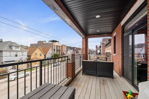 Tiny photo for 3046 N Clybourn Avenue #2, Chicago, IL 60618 (MLS # 12595673)