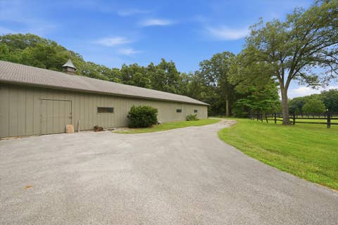 Tiny photo for 1664 E Rietveld Drive, Crete, IL 60417 (MLS # 12734874)