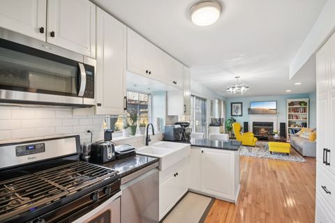 Tiny photo for 3132 Portland Court, Aurora, IL 60504 (MLS # 12514938)