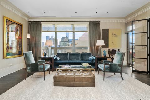 Tiny photo for 10 E Delaware Place #34A, Chicago, IL 60611 (MLS # 12567535)