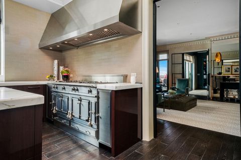 Tiny photo for 10 E Delaware Place #34A, Chicago, IL 60611 (MLS # 12567535)