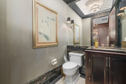 Tiny photo for 10 E Delaware Place #34A, Chicago, IL 60611 (MLS # 12567535)