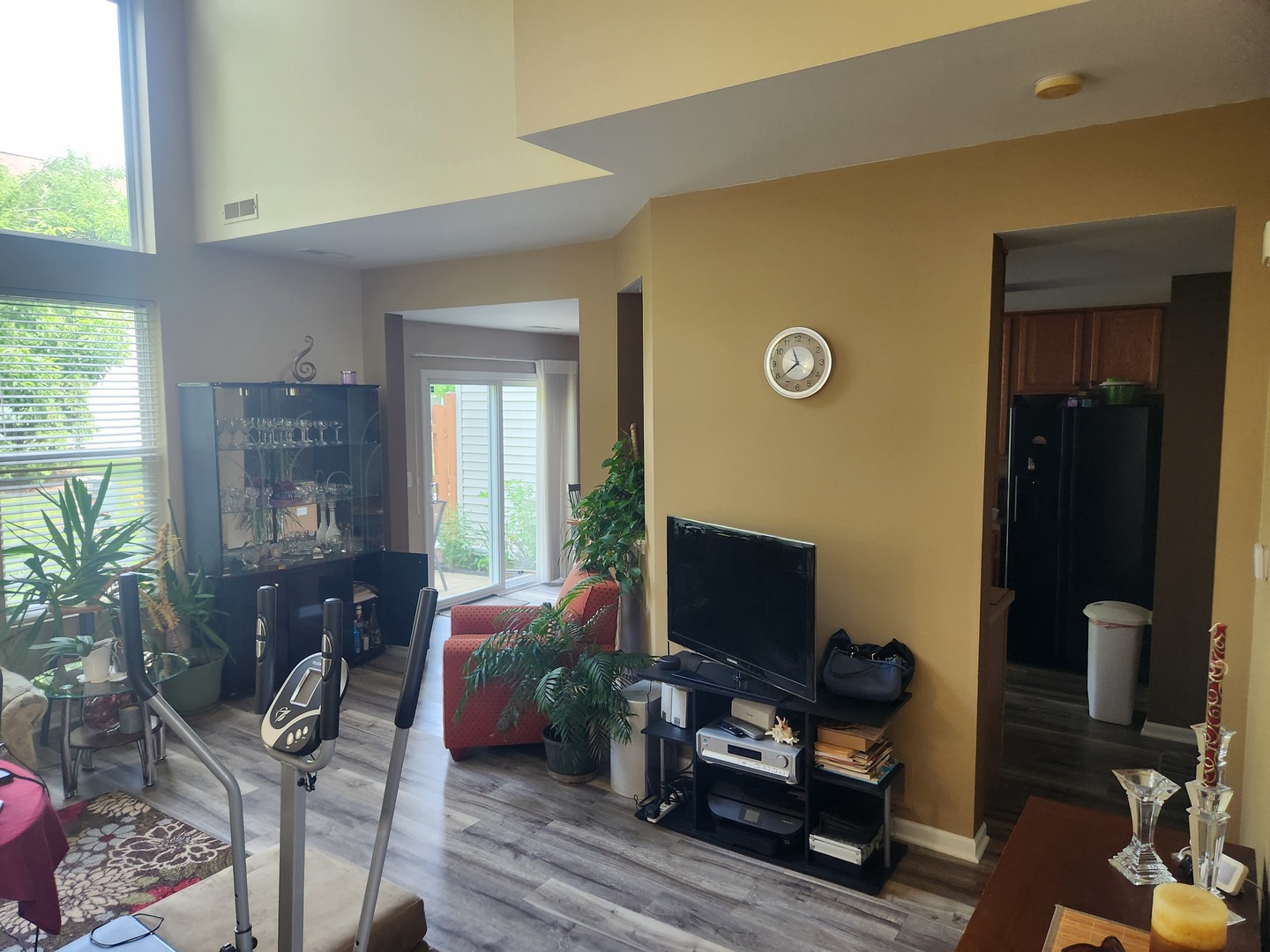 152 W Chatham Lane