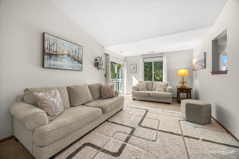 Tiny photo for 336 Sandpebble Lane #336, Aurora, IL 60504 (MLS # 12770891)