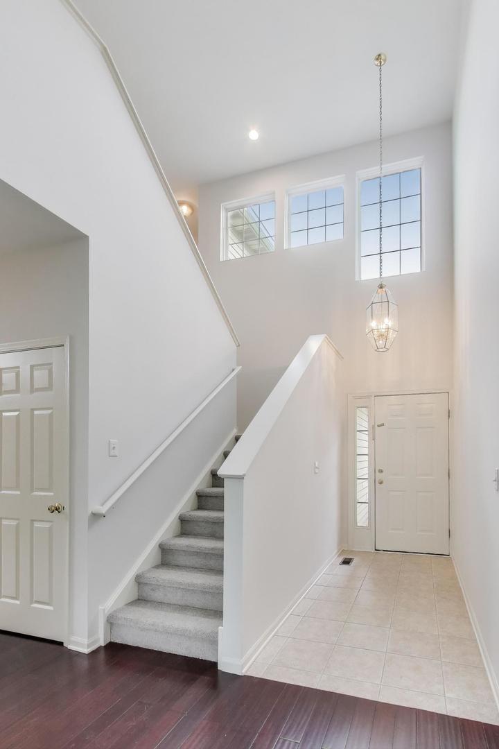 1677 S Candlestick Way