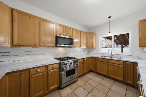 Tiny photo for 1578 Colleen Lane, Aurora, IL 60505 (MLS # 12574068)