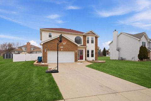 Photo of 1578 Colleen Lane, Aurora, IL 60505 (MLS # 12574068)