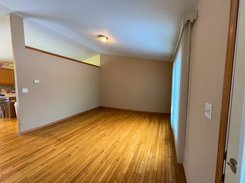 Tiny photo for 424 N Aspen Drive, Cortland, IL 60112 (MLS # 12536225)