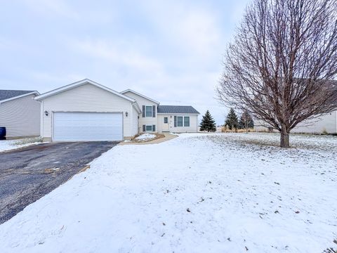 Photo of 424 N Aspen Drive, Cortland, IL 60112 (MLS # 12536225)