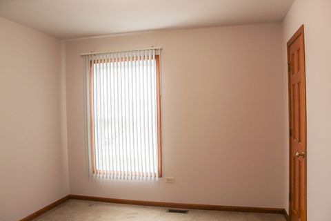 Tiny photo for 424 N Aspen Drive, Cortland, IL 60112 (MLS # 12536225)