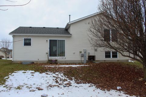 Tiny photo for 424 N Aspen Drive, Cortland, IL 60112 (MLS # 12536225)