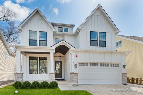 A home in Glen Ellyn