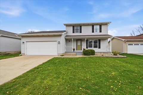 Photo of 2820 Rutherford Drive, Bloomington, IL 61705 (MLS # 12611052)