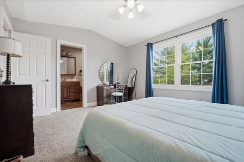 Tiny photo for 2820 Rutherford Drive, Bloomington, IL 61705 (MLS # 12611052)