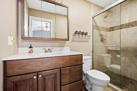 Tiny photo for 2820 Rutherford Drive, Bloomington, IL 61705 (MLS # 12611052)