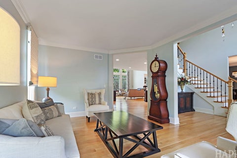 Tiny photo for 1410 W Newcastle Court, Inverness, IL 60010 (MLS # 12713766)