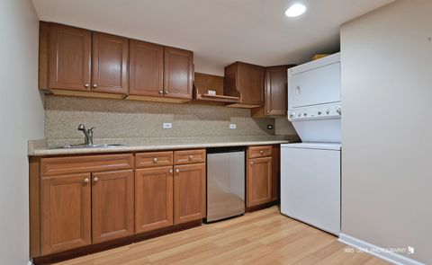 Tiny photo for 403 N WHITE DEER Trail, Vernon Hills, IL 60061 (MLS # 12494560)