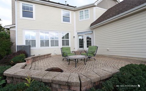 Tiny photo for 403 N WHITE DEER Trail, Vernon Hills, IL 60061 (MLS # 12494560)