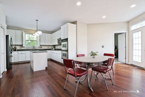 Tiny photo for 403 N WHITE DEER Trail, Vernon Hills, IL 60061 (MLS # 12494560)