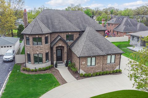 915 E Forest View Road Addison IL 60101