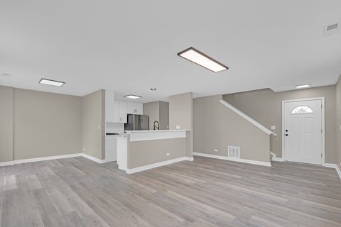 Tiny photo for 291 Wedgewood Circle, Lake In The Hills, IL 60156 (MLS # 12692833)