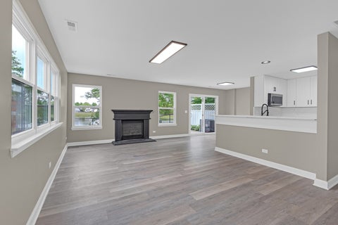 Tiny photo for 291 Wedgewood Circle, Lake In The Hills, IL 60156 (MLS # 12692833)