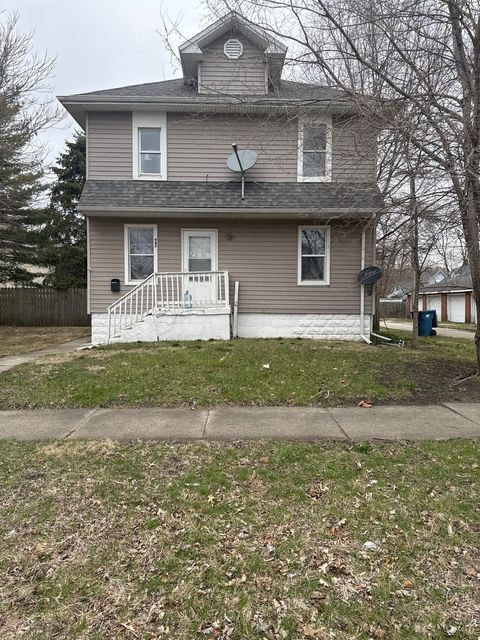 Photo of 943 E Bourbonnais Street, Kankakee, IL 60901 (MLS # 12469377)
