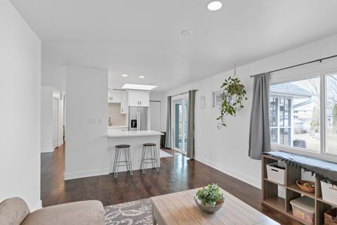 Tiny photo for 1005 Meadow Lane, Streamwood, IL 60107 (MLS # 12576488)