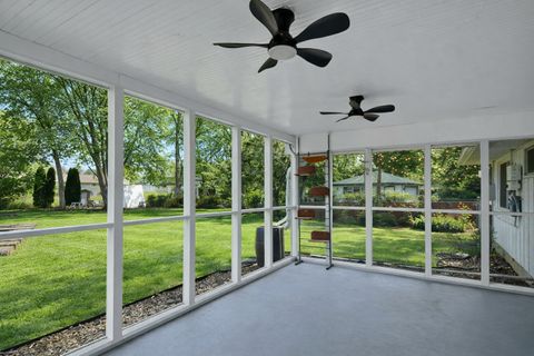 Tiny photo for 1005 Meadow Lane, Streamwood, IL 60107 (MLS # 12576488)