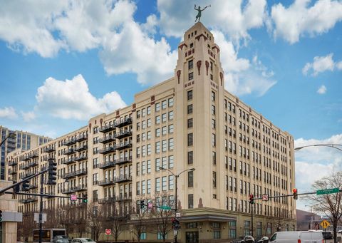 Photo of 758 N Larrabee Street #718, Chicago, IL 60654 (MLS # 12508302) Photo of 758 N Larrabee Street #718, Chicago, IL 60654 (MLS # 12508302)