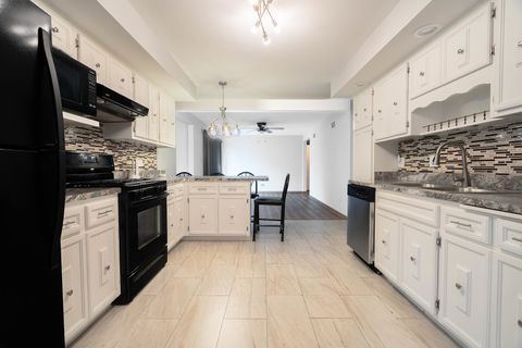 Tiny photo for 17258 William Street, Lansing, IL 60438 (MLS # 12464952)